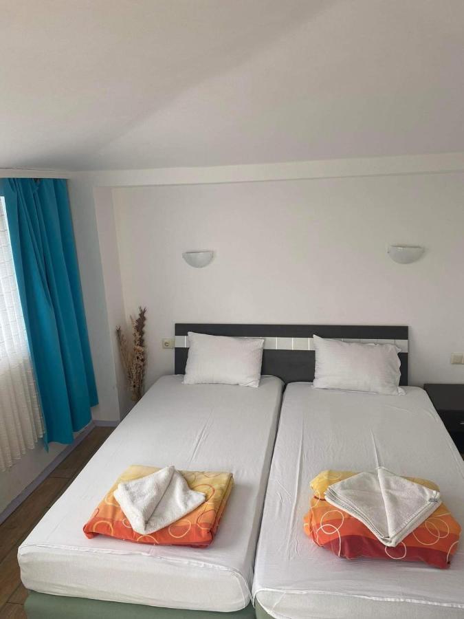 Safo Apartments And Rooms Sosopol Exterior foto
