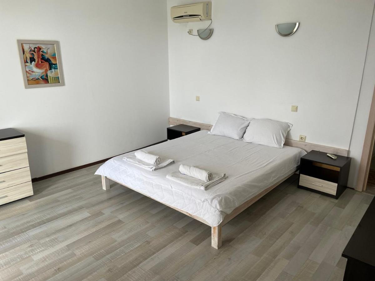 Safo Apartments And Rooms Sosopol Exterior foto